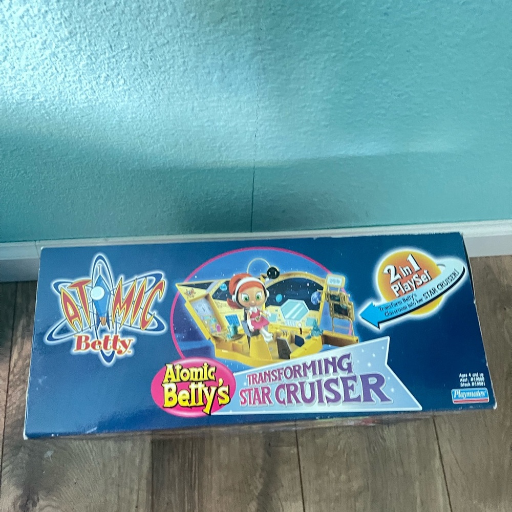 Atomic Betty’s Transforming Star Cruiser Kids Toy - Blue